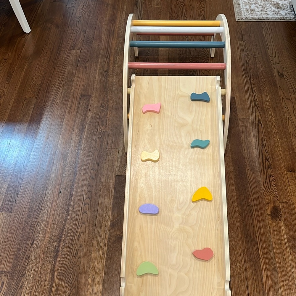 Rock climbing toddler toy